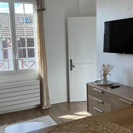 Apartamento Charmant 2 Pieces En Centre-ville De - 30m² Pour 2 Pers., Animaux Acceptes - Fr-1-487-348 Cabourg